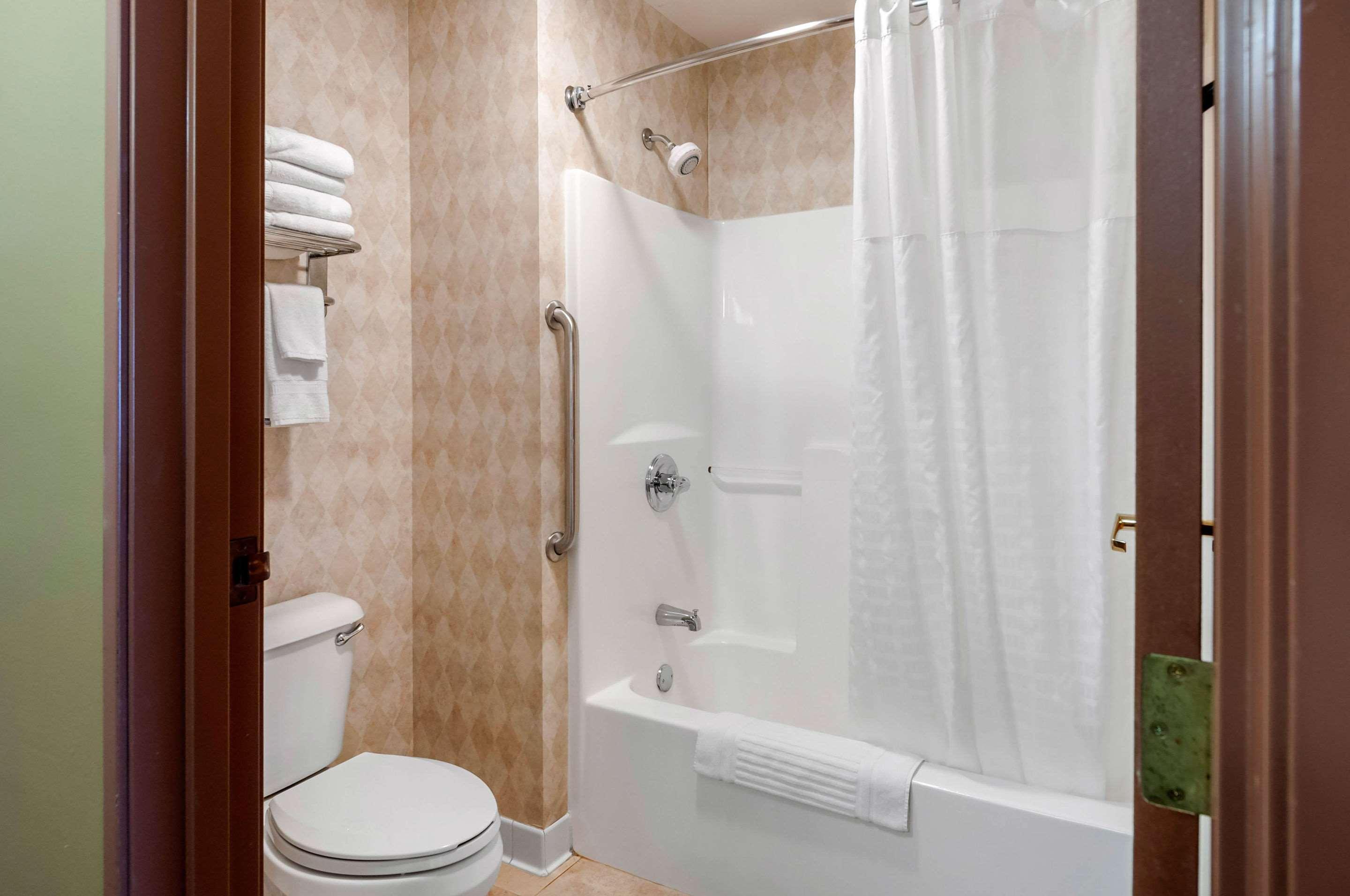 Comfort Inn Dyersville Near The Field Of Dreams Екстер'єр фото