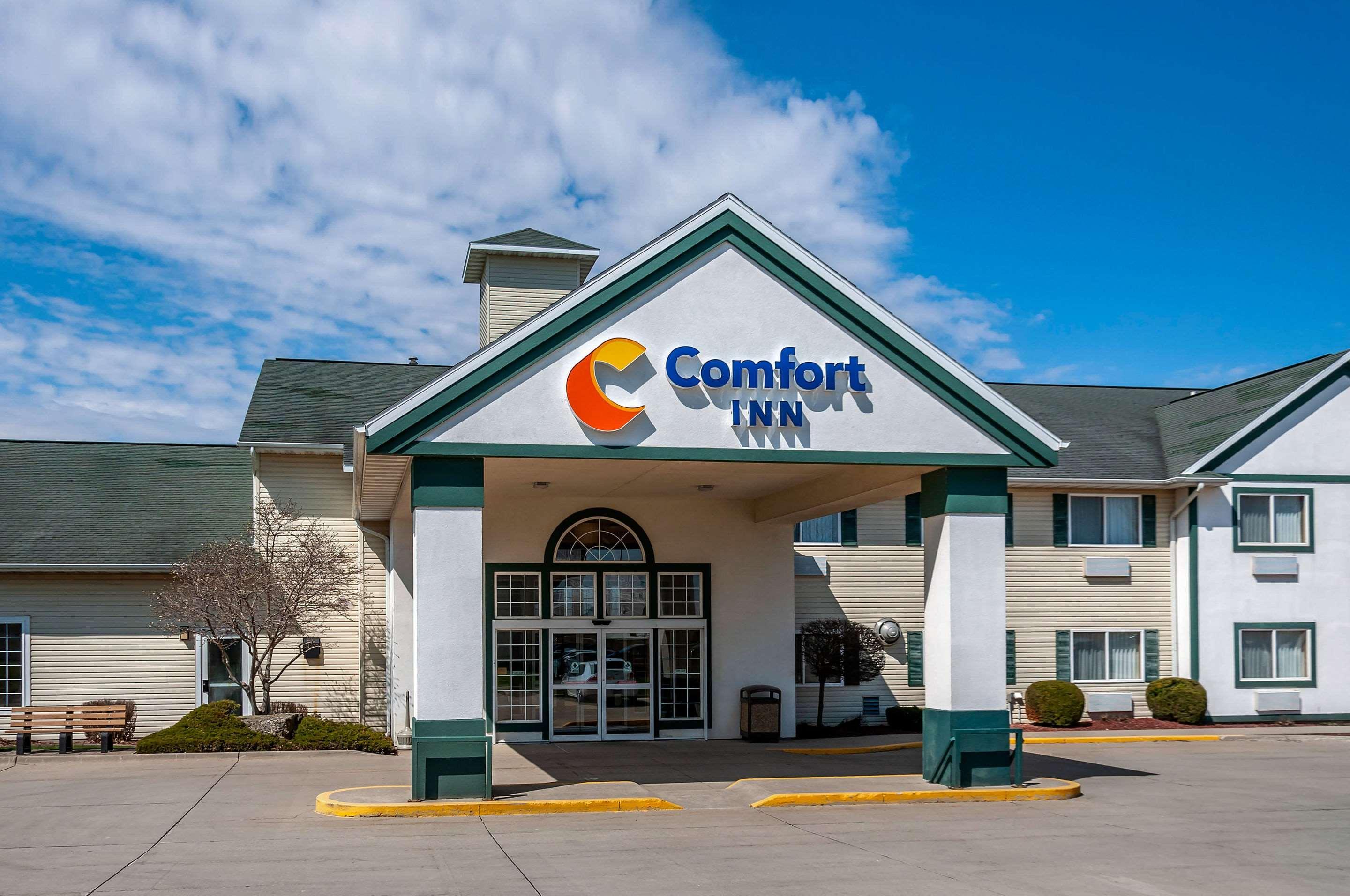 Comfort Inn Dyersville Near The Field Of Dreams Екстер'єр фото